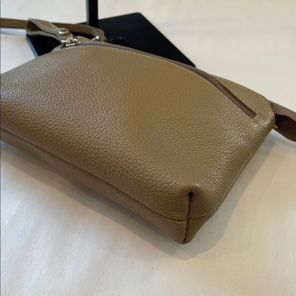 Valentina Italy Pebbled Leather Zip Wristlet Clutch Neutral Taupe
